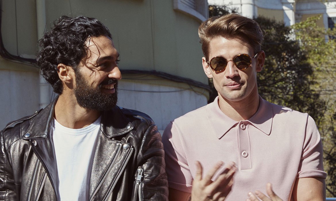 El caramelo es un color de pelo en hombres bastante exclusivo y superfavorecedor. Si tienes alguna cana puedes acudir a las tonalidades más claras de la nueva gama One-Twist Coloración de L’Oréal Men Expert.